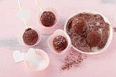 Cake pops with amaretti and nougat