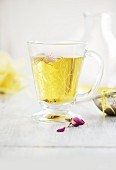 Rose petal tea to curb sweet cravings