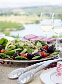 Spinach salad with gorgonzola