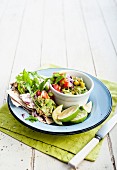 Avocadosalsa mit Fladenbrot