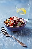 Tuna fish salad with kidney beans, tomatoes and leek