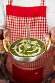 Saag (spinach, India) with cream and coriander