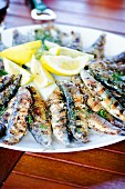 Grilled sardines with lemons and fresh fennel