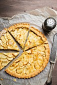 Apple tart, sliced (seen from above)