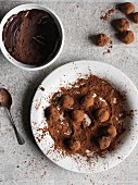 Chocolate and whiskey truffle pralines with cocoa powder
