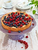 Vanilla tart with berries