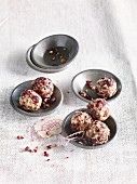 Cranberry energy balls: confectionery with cranberries