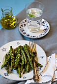 Green beans with sesame seeds and olive oil