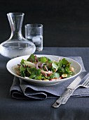 Mixed leaf salad with fennel and almonds