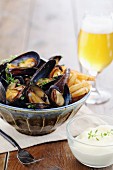 Mussels with chips and beer