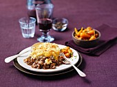 Cottage pie with roast baby carrots (England)