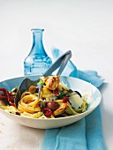 Linguine with artichokes and olives