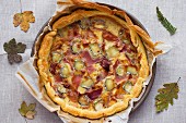 Ham pie with honey and goat's cheese
