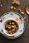 Courgettes with cashew nuts