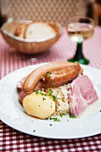 Choucroute garnie (Alsatian speciality with various meats and cold cuts, potatoes and sauerkraut)