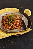 Carrot salad with roasted chickpeas, honey and mint (Arabia)