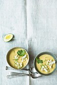 Blumenkohl-Ingwer-Suppe mit Koriandergrün
