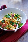 Tagliatelle with dried tomatoes and parsley