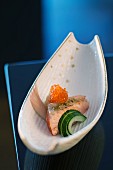 Lachsforelle mit Kaviar und Gurke im Wasabi Restaurant in Noosa