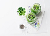 Spinach smoothies with chia seeds