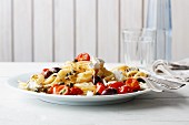 Quick tomato linguine with black olives, capers and ricotta