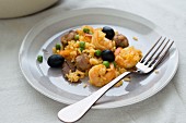 Rice with shrimps, sausage and olives