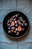A bowl of fresh, red figs