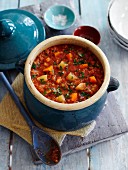 Tomato and lentil soup with root vegetables