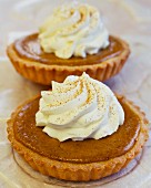 Mini pumpkin pies with cream