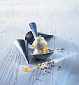Parsley ice cream with honey