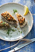 Chicken with a shallot crust and cress