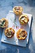 Shallot tartlets with thyme