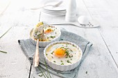 Fried eggs with polenta and chives
