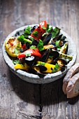 Grilled mussels with vegetables