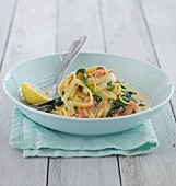 Tagliatelle with salmon and spinach