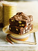 Brownies with pistachios and almonds
