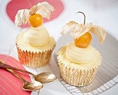 Cupcakes decorated with physalis