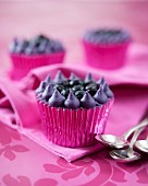 Blueberry crown cupcakes