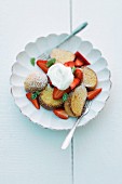 Sweet cakes with strawberries and cream