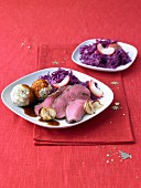 Roast beef with red cabbage and bread dumplings