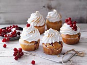 Redcurrant cupcakes with a meringue topping
