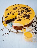 Gluten-free eggnog cake with grated chocolate