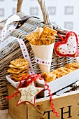 Würzige toskanische Cracker als Weihnachtsgeschenk