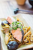 Salmon and mushrooms with ginger