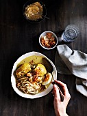 Ohn No Khao Swe (Curry soup with chicken & noodles, Burma)