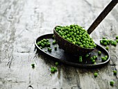 Peas on a ladle