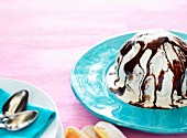 Tiramisu ice cream with chocolate sauce