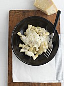 Caramelle with cheese sauce