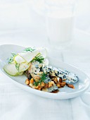 Blue cheese with nuts and honey sauce