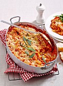 Gebackene Kürbis-Cannelloni mit Salbei